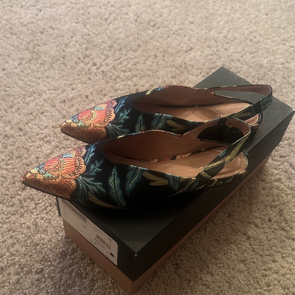 New! Halogen Floral Embroidered Slingback Flats 7.5